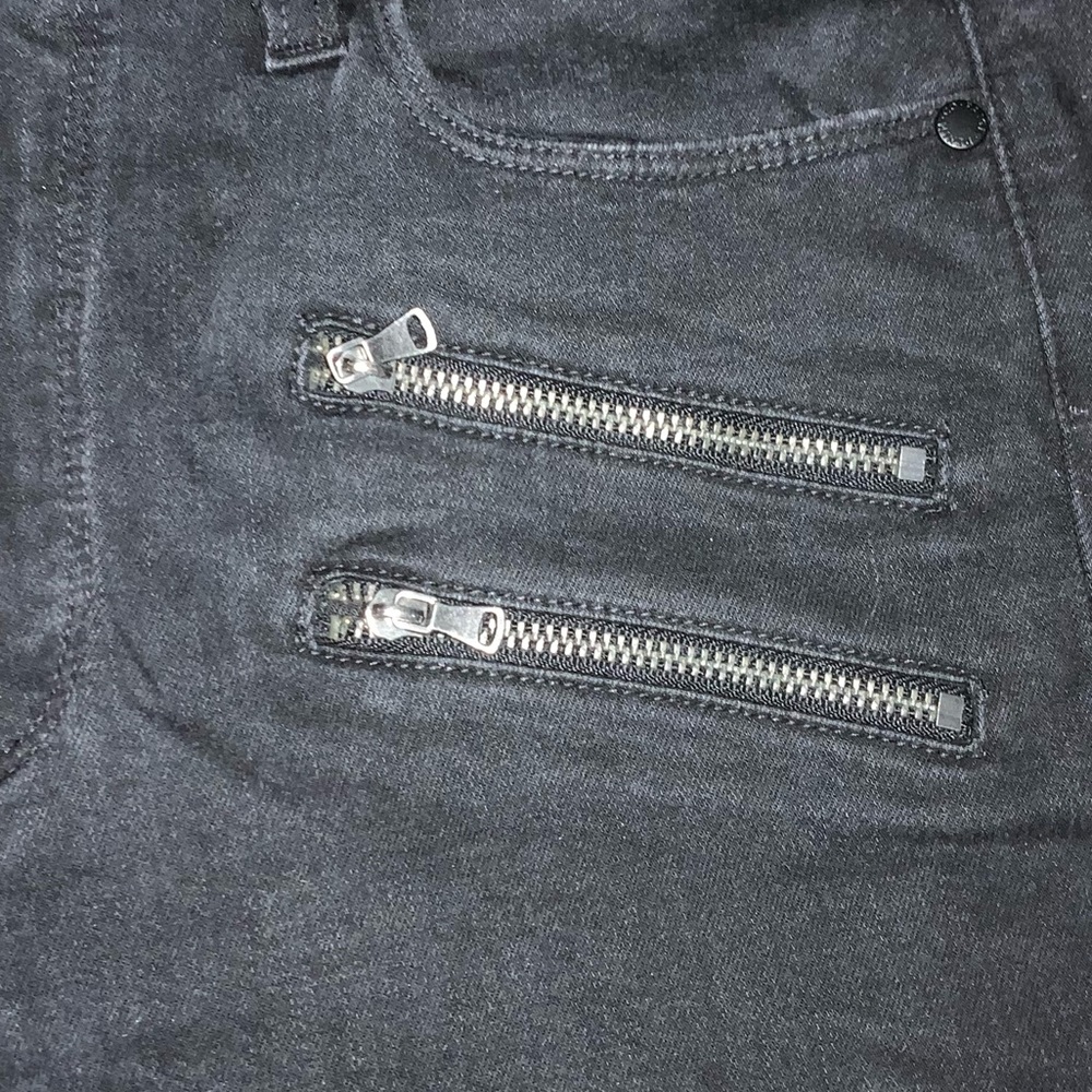 PAIGE High Rise Edgemont Skinny Jeans Zipper Details Black Made in USA Size 30 - Picture 8 of 8
